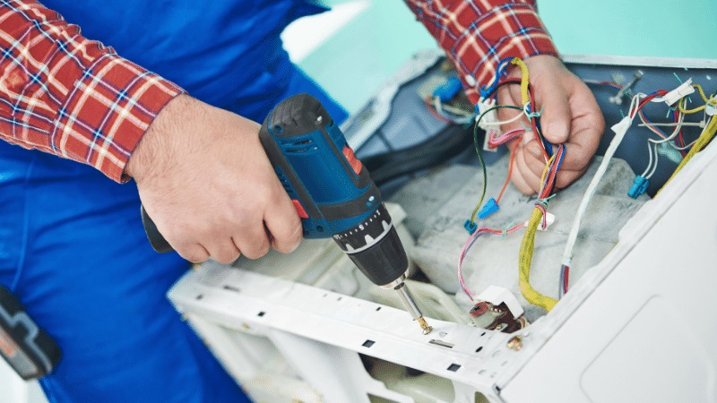 Pursaklar Siemens Siemens çamaşır makinesi kart tamiri – Su almama arızası orijinal parça ile giderildi. - Teknik servis örneği